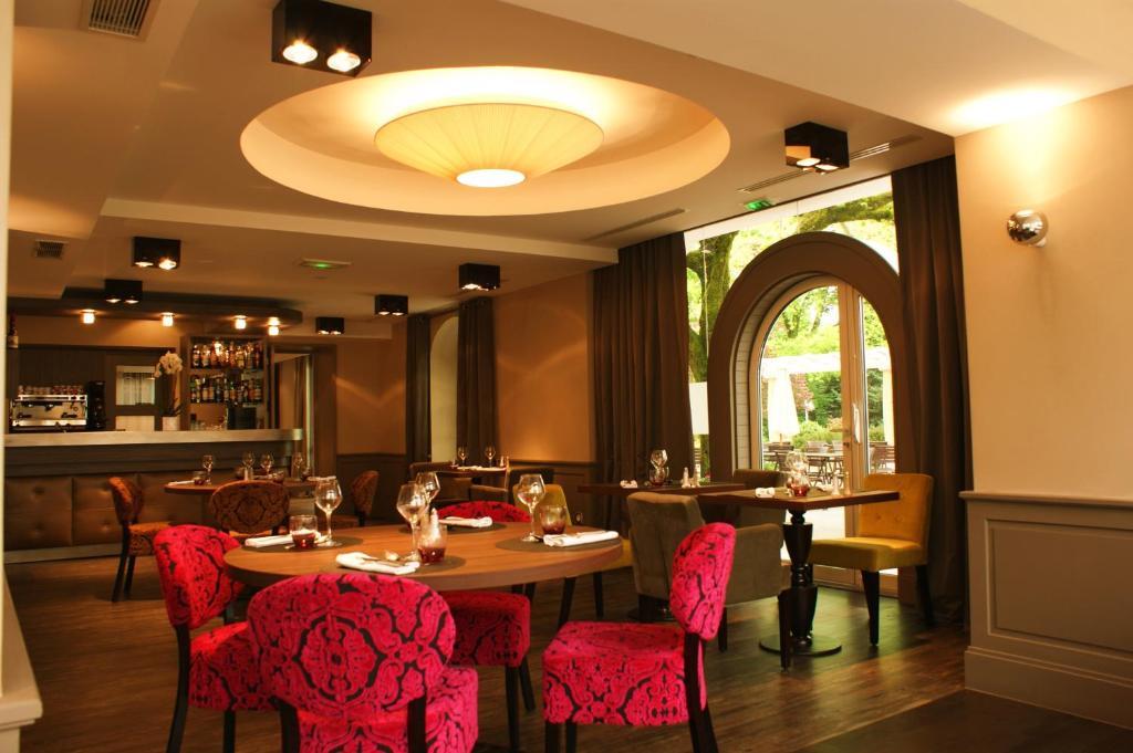 Logis Auberge Saint Simond エクスレバン エクステリア 写真