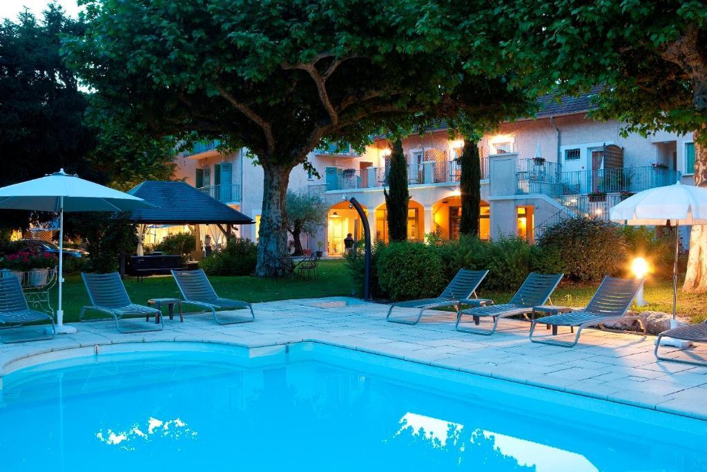 Logis Auberge Saint Simond エクスレバン エクステリア 写真