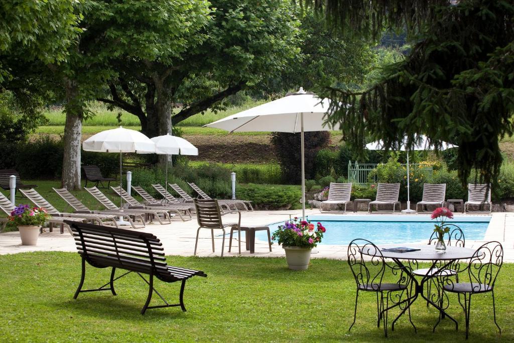 Logis Auberge Saint Simond エクスレバン エクステリア 写真