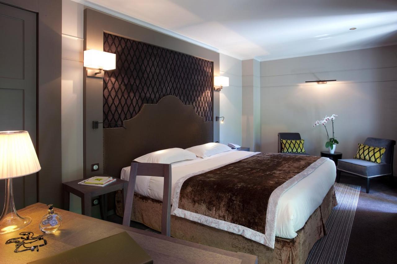 Logis Auberge Saint Simond エクスレバン エクステリア 写真